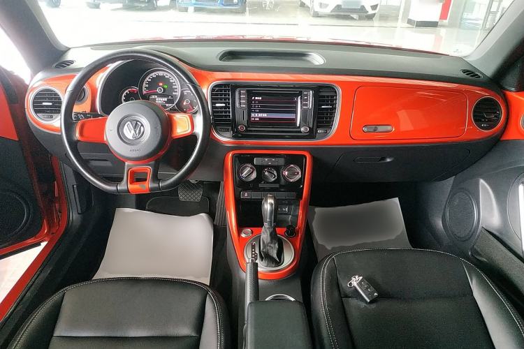 Used Volkswagen Beetle 2018 180TSI Yile Model Center Console