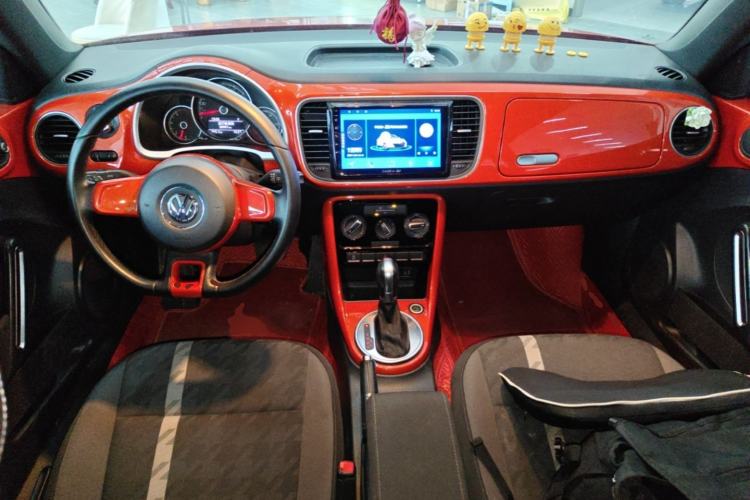 Used Volkswagen Beetle 2018 180TSI Yile Model Center Console