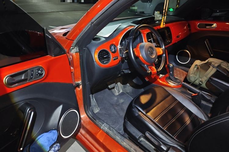 Used Volkswagen Beetle 2018 180TSI Joyful Orange Edition Driver Seat