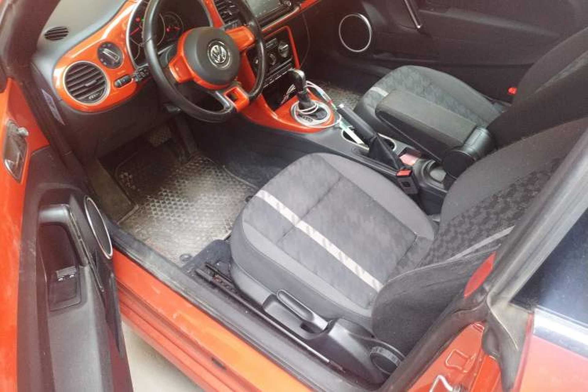 Used Volkswagen Beetle 2018 180TSI Joyful Orange Edition Driver Seat