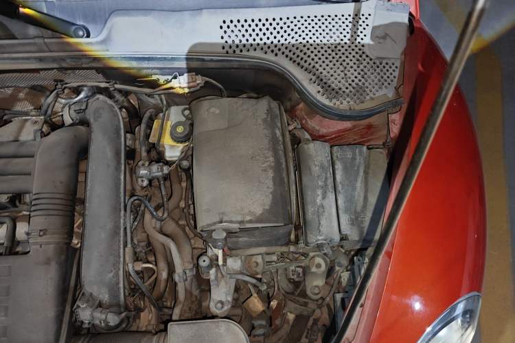 Used Volkswagen Beetle 2018 180TSI Joyful Orange Edition Engine Bay Left