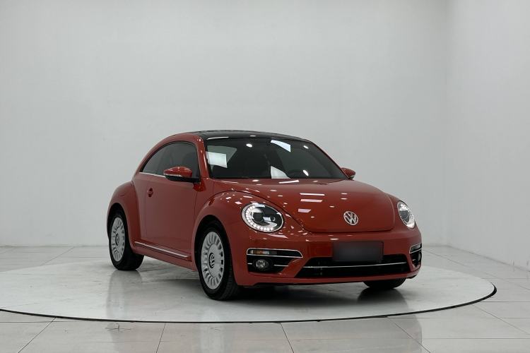 Used Volkswagen Beetle 2018 180TSI Joyful Orange Edition Exterior 2