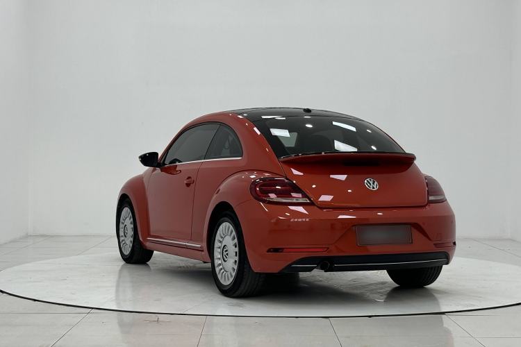 Used Volkswagen Beetle 2018 180TSI Joyful Orange Edition Exterior 4