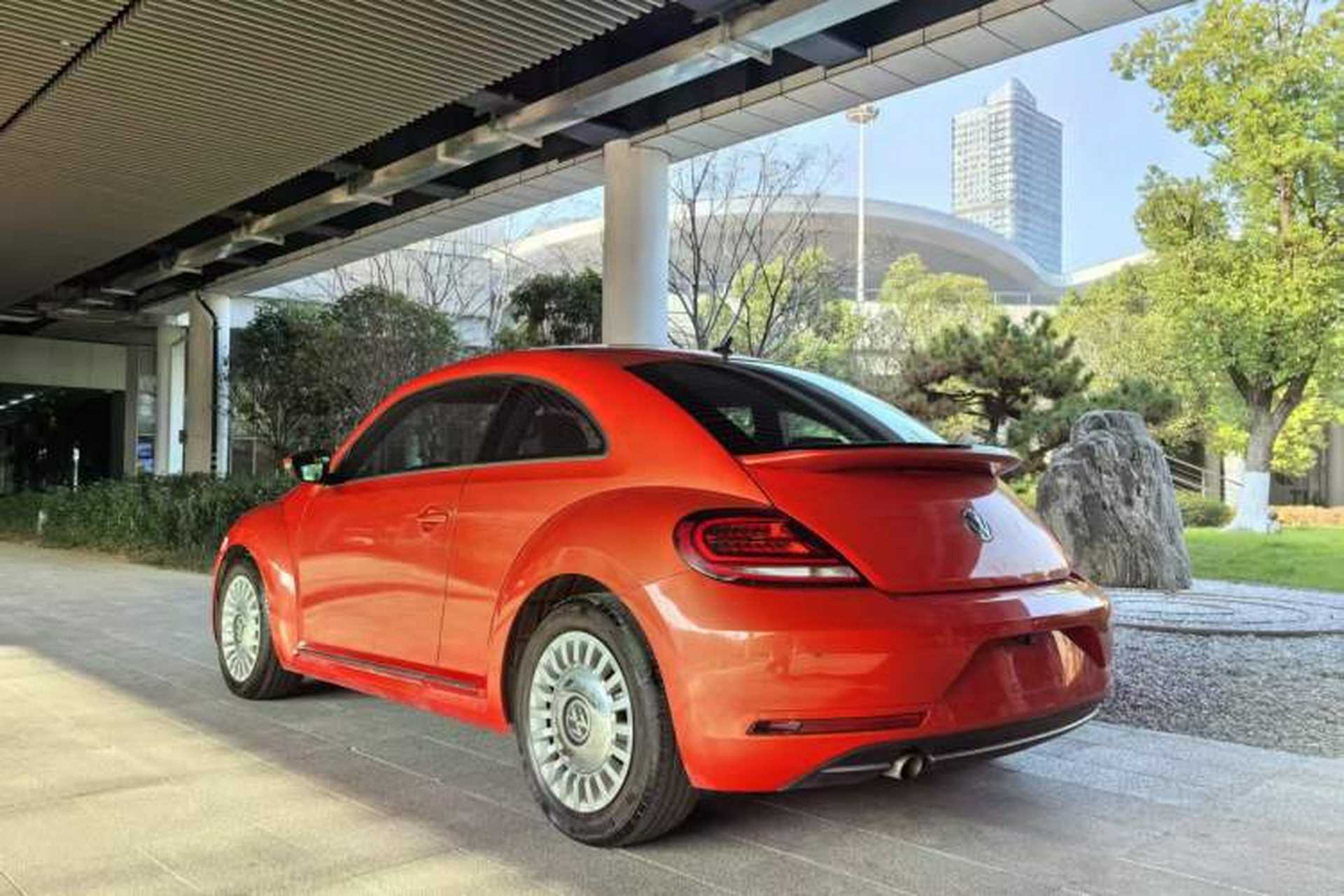 Used Volkswagen Beetle 2018 180TSI Joyful Orange Edition Exterior 6