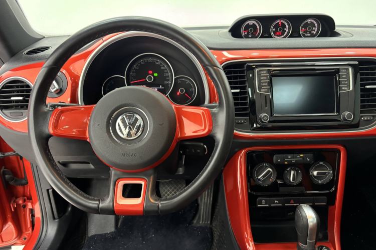 Used Volkswagen Beetle 2018 180TSI Joyful Orange Edition Interior 3