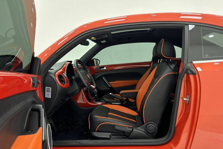 Used Volkswagen Beetle 2018 180TSI Joyful Orange Edition Left Front Seat