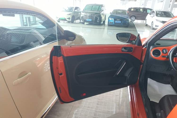 Used Volkswagen Beetle 2018 180TSI Yile Model Left Rear Door Interior
