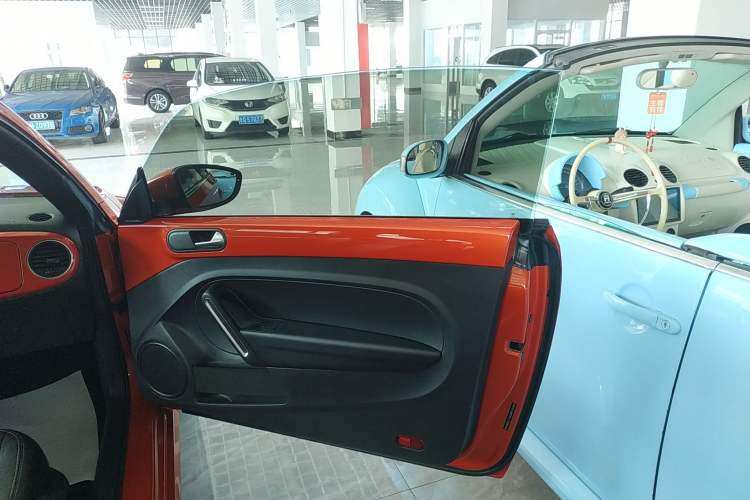 Used Volkswagen Beetle 2018 180TSI Yile Model Right Front Door Interior
