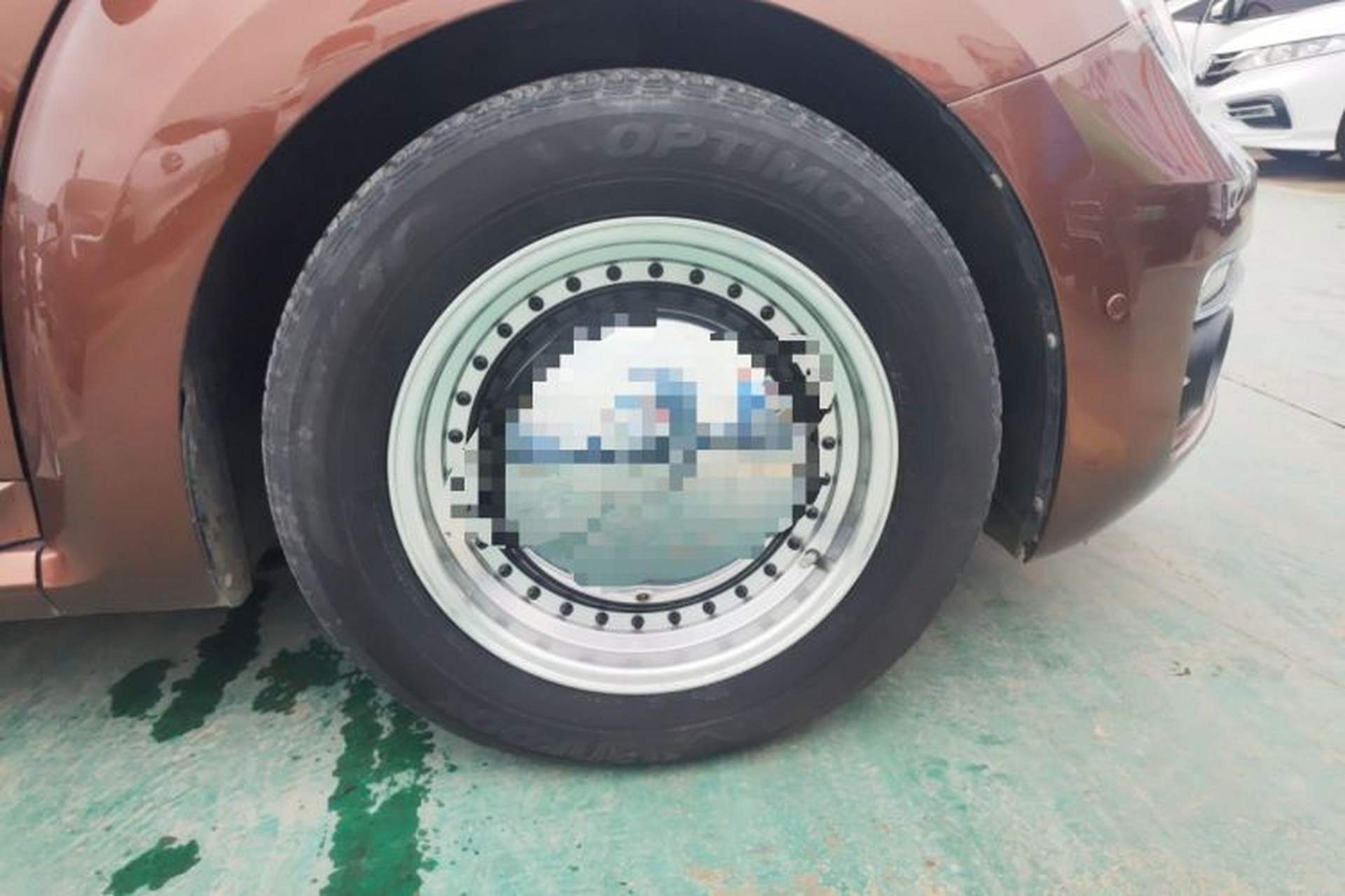 Used Volkswagen Beetle 2018 180TSI Yile Model Right Front Wheel Hub