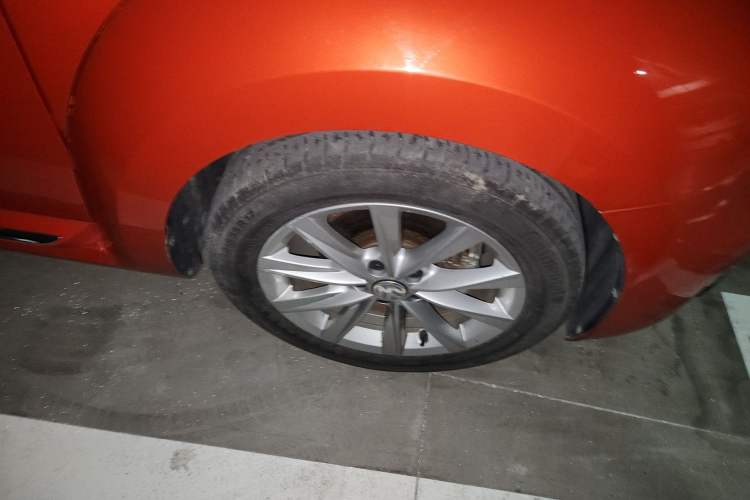Used Volkswagen Beetle 2018 280TSI Zongle Model Right Front Wheel Hub