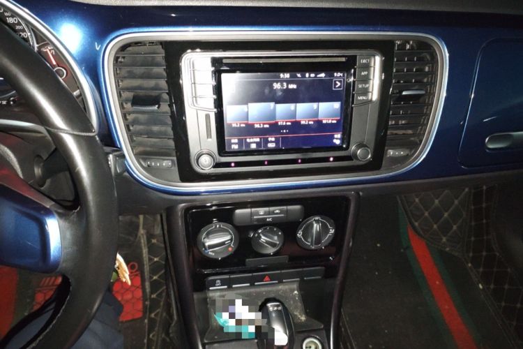 Used Volkswagen Beetle 2018 180TSI Yile Model Audio And AC Panel