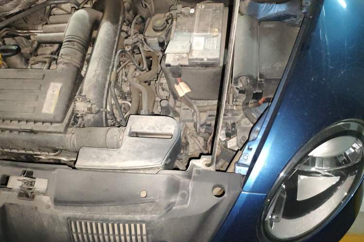 Used Volkswagen Beetle 2018 180TSI Yile Model Engine Bay Left