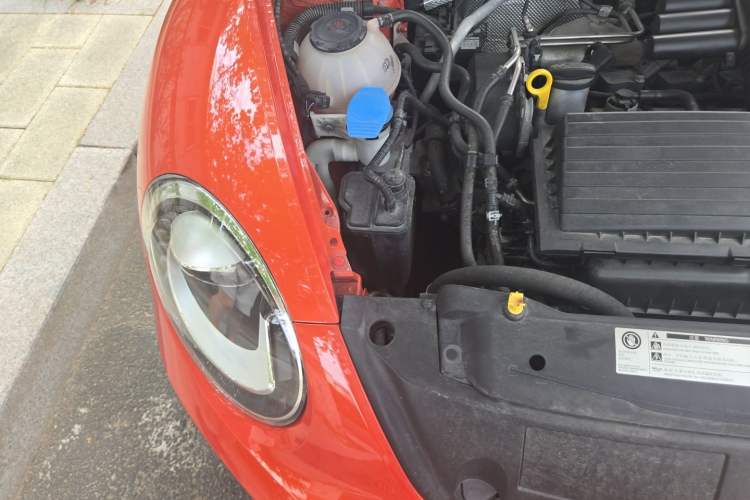 Used Volkswagen Beetle 2018 180TSI Joyful Orange Edition Engine Bay Right