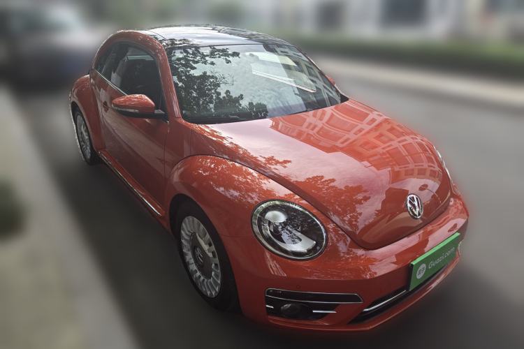 Used Volkswagen Beetle 2018 180TSI Joyful Orange Edition Front Right 45 Deg