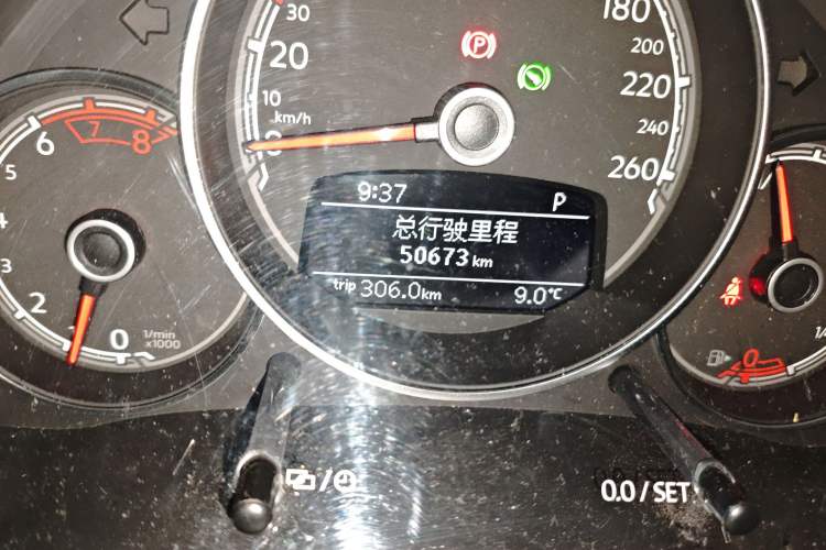 Used Volkswagen Beetle 2018 180TSI Yile Model Odometer Close Up
