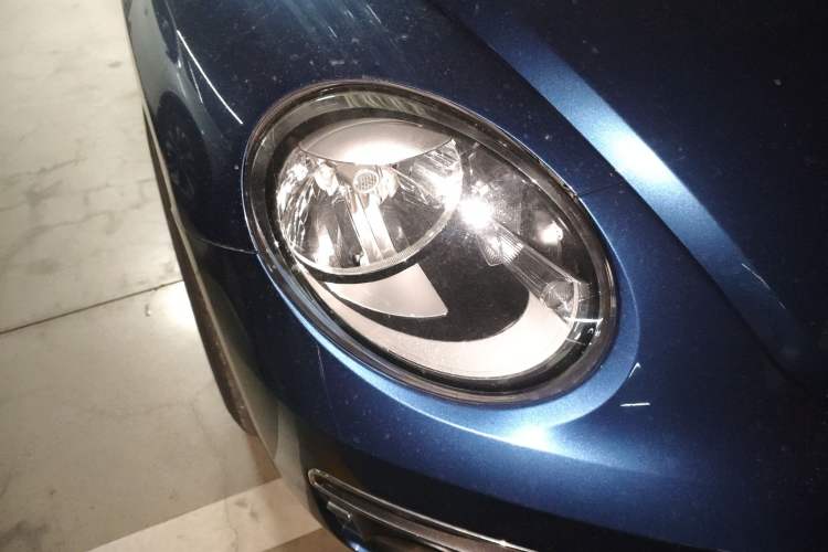 Used Volkswagen Beetle 2018 180TSI Yile Model Right Front Headlight