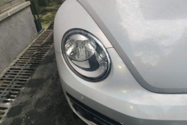 Used Volkswagen Beetle 2018 180TSI Yile Model Right Front Headlight