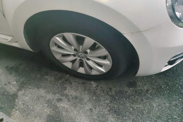 Used Volkswagen Beetle 2018 180TSI Yile Model Right Front Wheel Hub