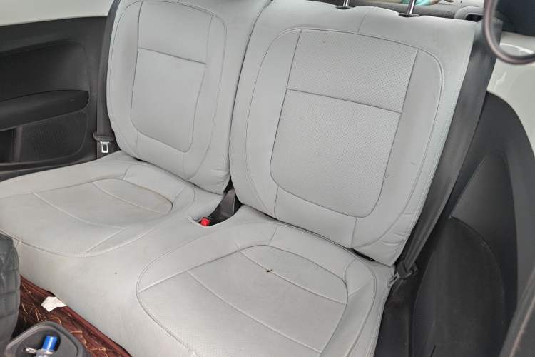 Used Volkswagen Beetle 2018 180TSI Yile Model Interior 4