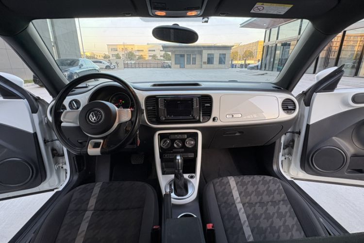 Used Volkswagen Beetle 2018 180TSI Yile Model Interior 8