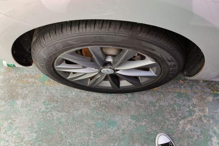 Used Volkswagen Beetle 2018 180TSI Shangle Model Right Rear Wheel Hub
