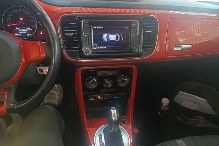 Used Volkswagen Beetle 2018 180TSI Shangle Model Audio And AC Panel