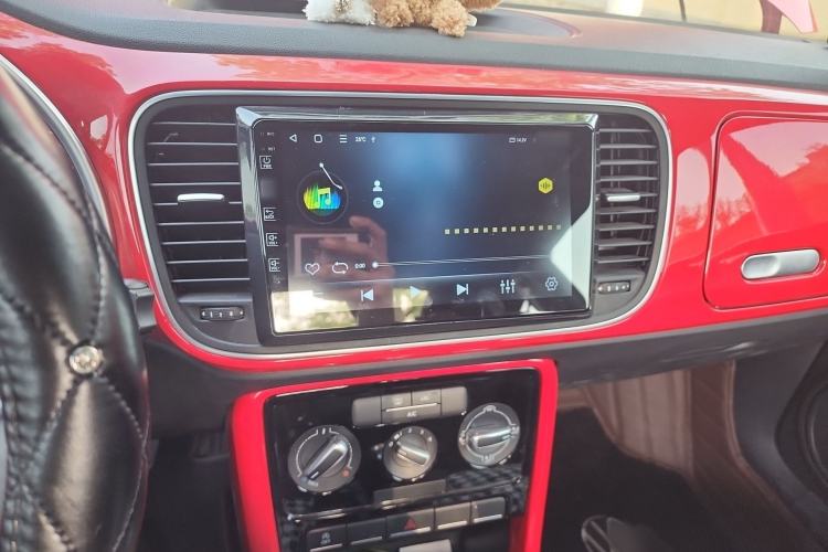Used Volkswagen Beetle 2018 180TSI Yile Model Audio And AC Panel