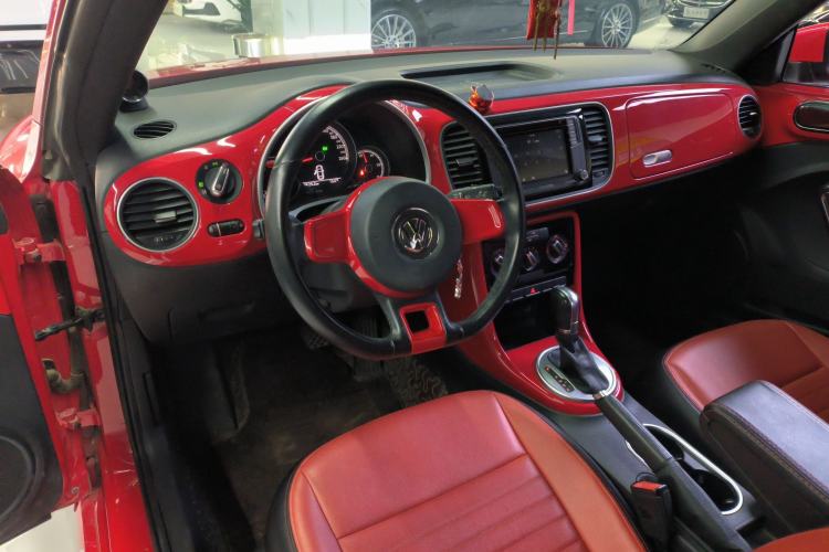 Used Volkswagen Beetle 2018 180TSI Yile Model Center Console
