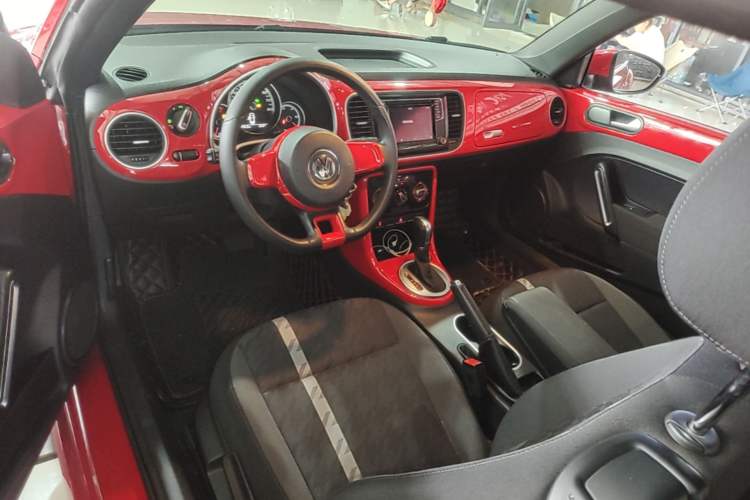 Used Volkswagen Beetle 2018 180TSI Yile Model Center Console
