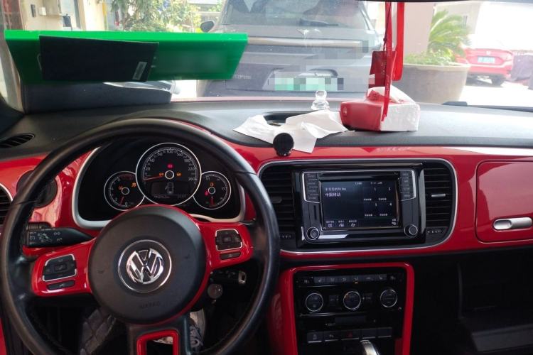 Used Volkswagen Beetle 2018 280TSI Zongle Model Center Console