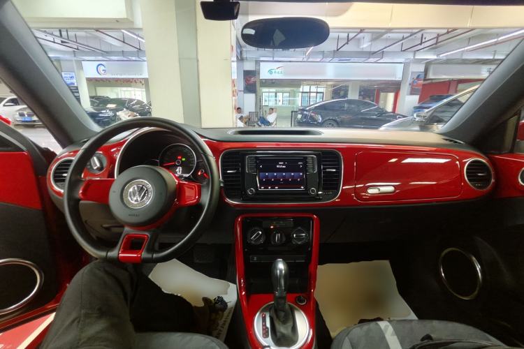 Used Volkswagen Beetle 2018 180TSI Yile Model Center Console