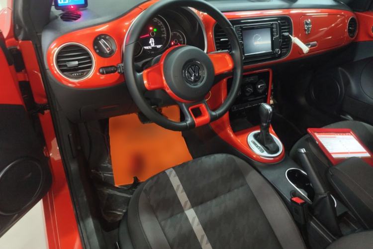 Used Volkswagen Beetle 2018 180TSI Yile Model Center Console