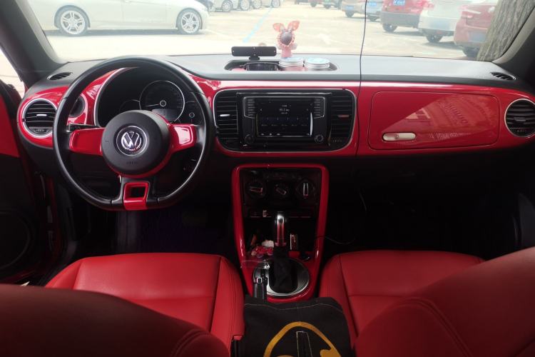 Used Volkswagen Beetle 2018 180TSI Shangle Model Center Console