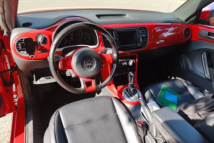Used Volkswagen Beetle 2018 180TSI Yile Model Center Console