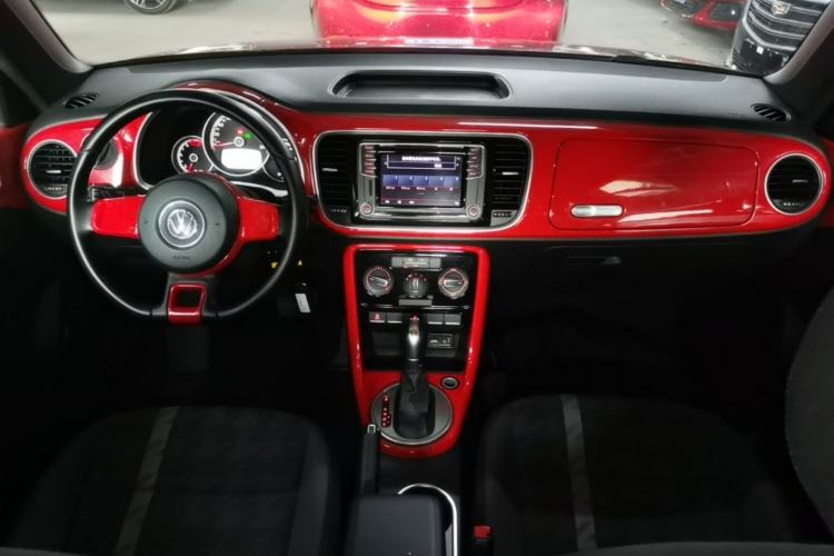 Used Volkswagen Beetle 2018 180TSI Yile Model Center Console