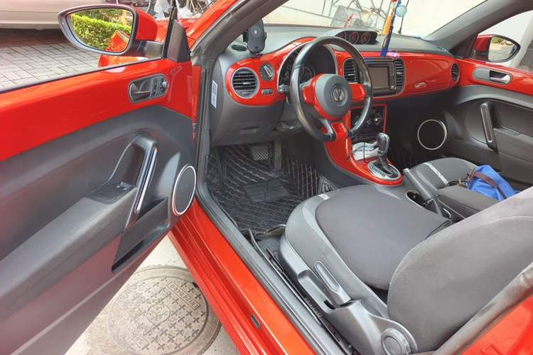 Used Volkswagen Beetle 2018 180TSI Joyful Orange Edition Driver Seat
