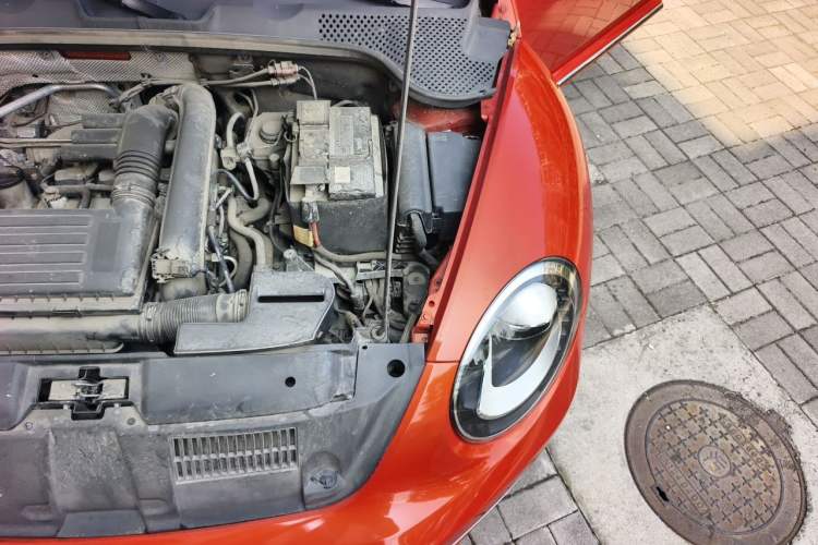 Used Volkswagen Beetle 2018 180TSI Joyful Orange Edition Engine Bay Left
