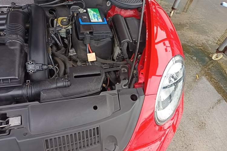 Used Volkswagen Beetle 2018 180TSI Yile Model Engine Bay Left
