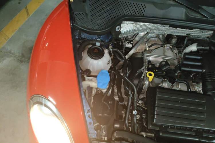 Used Volkswagen Beetle 2018 180TSI Yile Model Engine Bay Right
