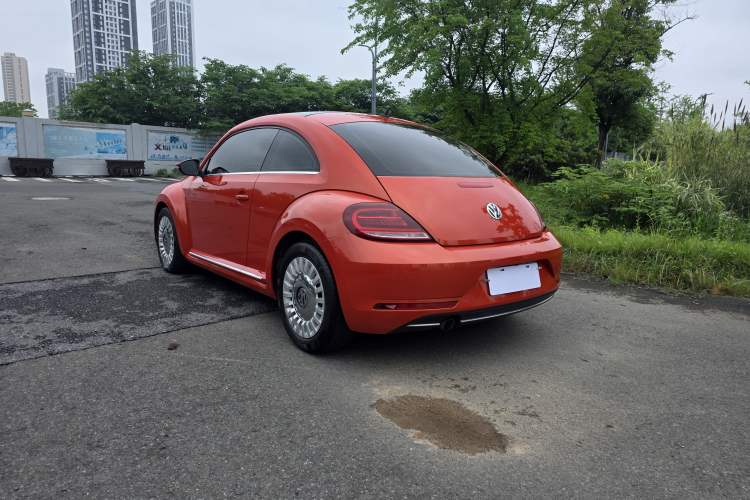 Used Volkswagen Beetle 2018 180TSI Joyful Orange Edition Exterior 3