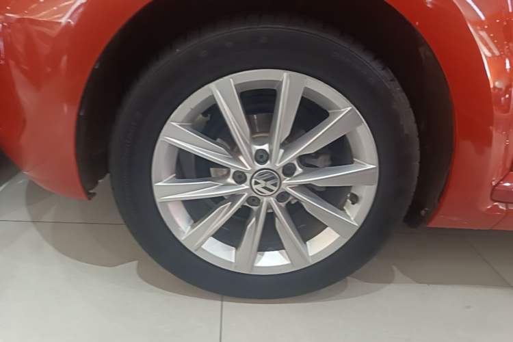 Used Volkswagen Beetle 2018 180TSI Shangle Model Exterior 5