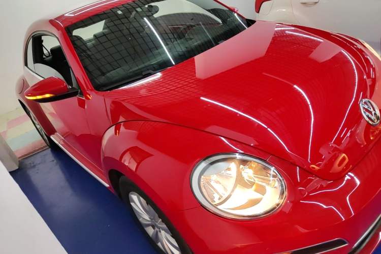 Used Volkswagen Beetle 2018 180TSI Yile Model Front Right 45 Deg