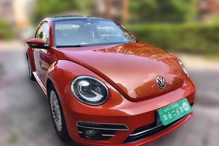Used Volkswagen Beetle 2018 180TSI Joyful Orange Edition Front Right 45 Deg