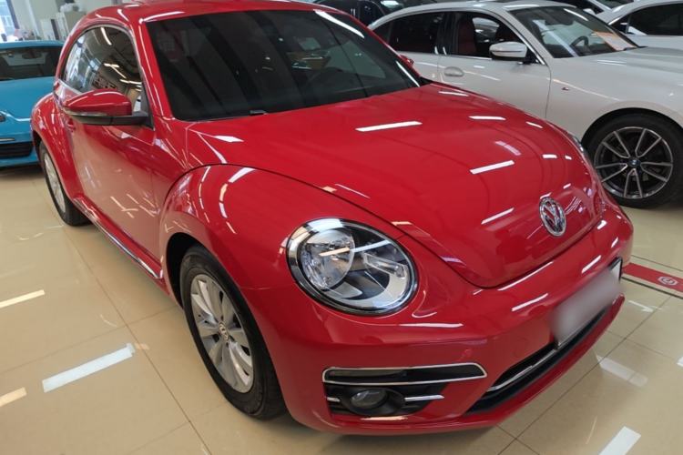 Used Volkswagen Beetle 2018 180TSI Yile Model Front Right 45 Deg