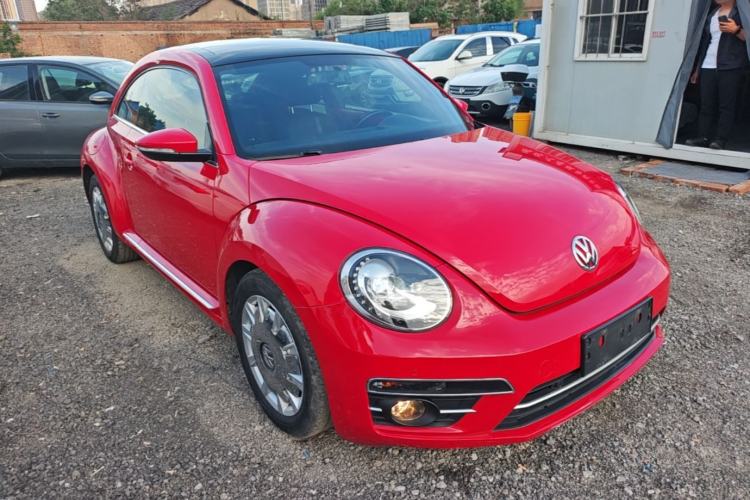 Used Volkswagen Beetle 2018 180TSI Shangle Model Front Right 45 Deg