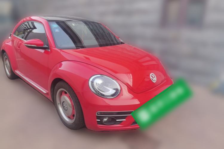 Used Volkswagen Beetle 2018 180TSI Majestic Red Edition Front Right 45 Deg