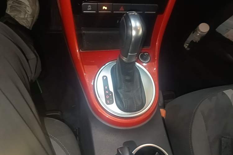 Used Volkswagen Beetle 2018 180TSI Shangle Model Gear Lever