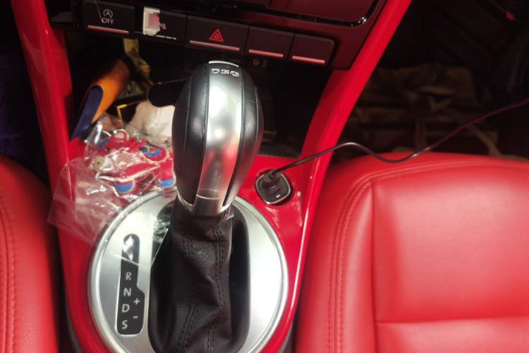 Used Volkswagen Beetle 2018 180TSI Shangle Model Gear Lever