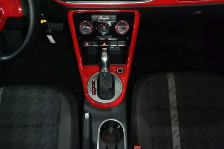 Used Volkswagen Beetle 2018 180TSI Yile Model Gear Lever