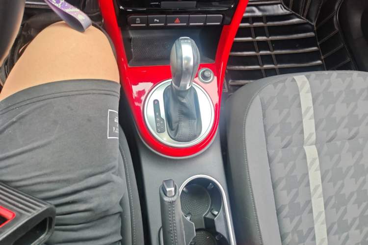 Used Volkswagen Beetle 2018 180TSI Shangle Model Gear Lever